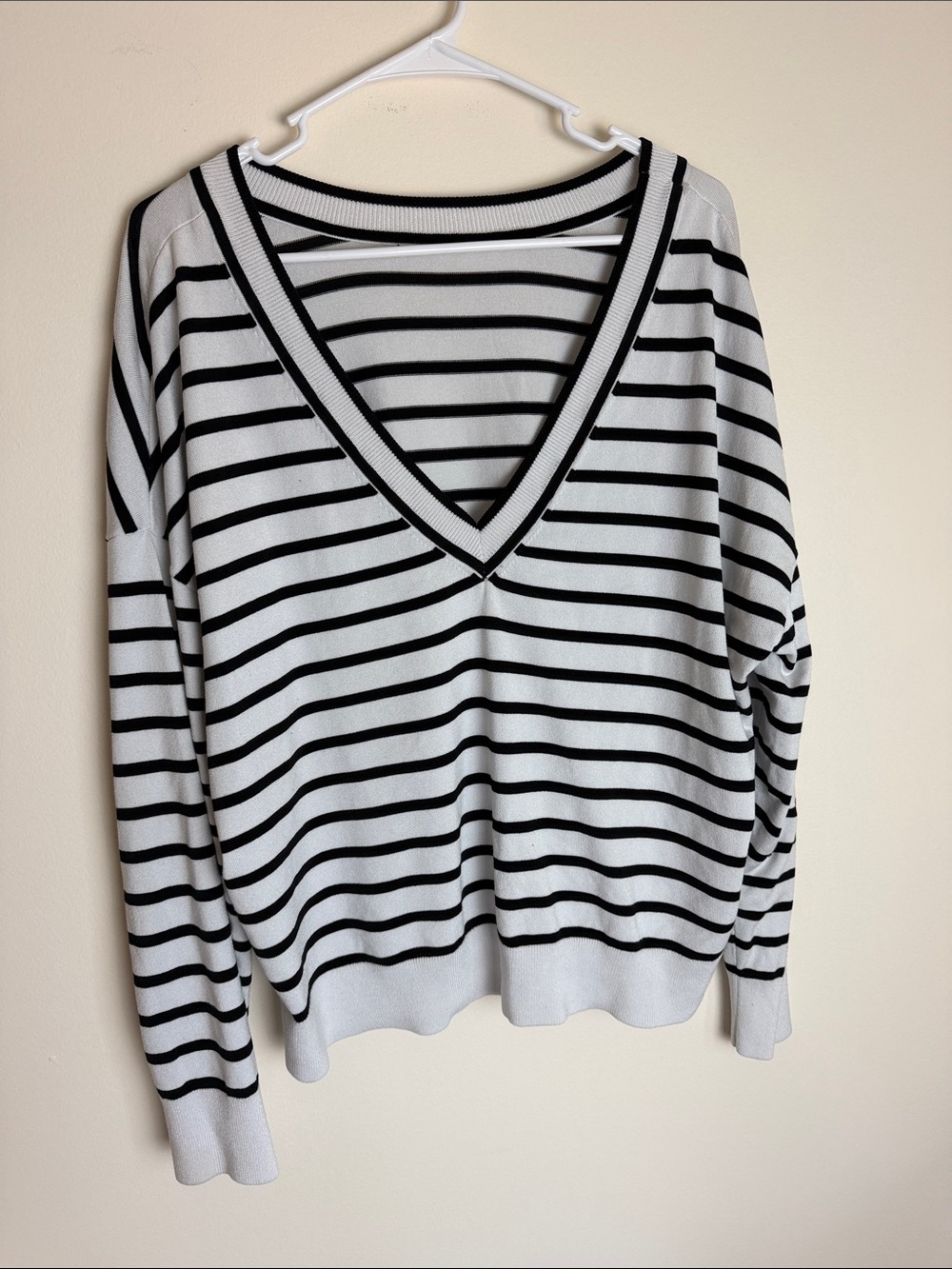 Striped V-Neck Women's Sweater - Black and White
